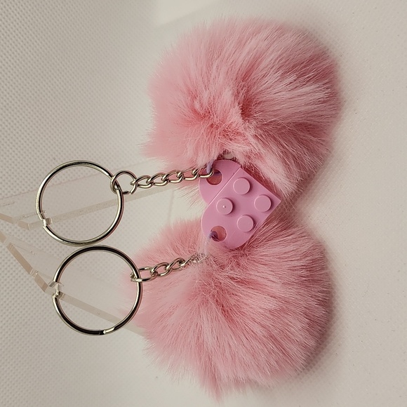 Best Friends Keychain - Picture 3 of 3